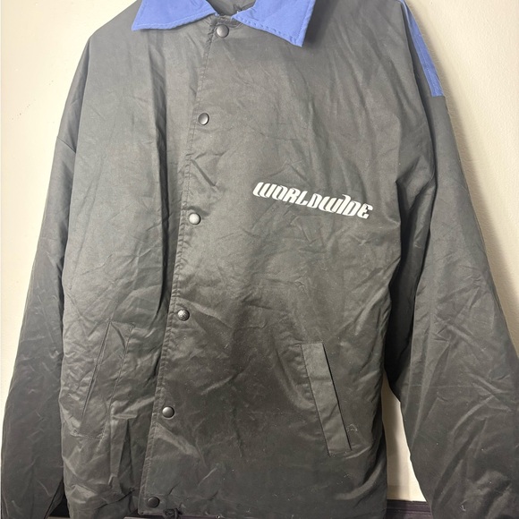 PrettyLittleThing Black Windbreaker with Blue Collar - Picture 1 of 9